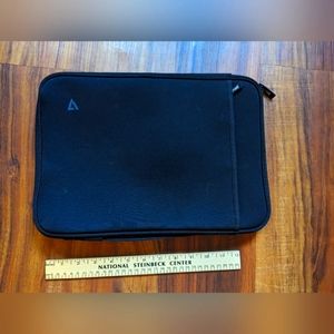 Never used laptop sleeve